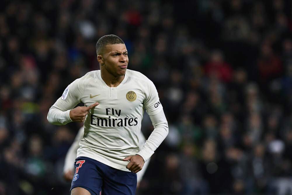 2025广东足球先生候选出炉：林良铭、谢文能、侯煜、黄政宇入选